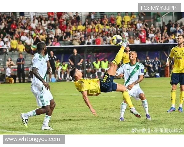 足球历史十大传奇巨星集锦 突破极限展现球场巅峰对决